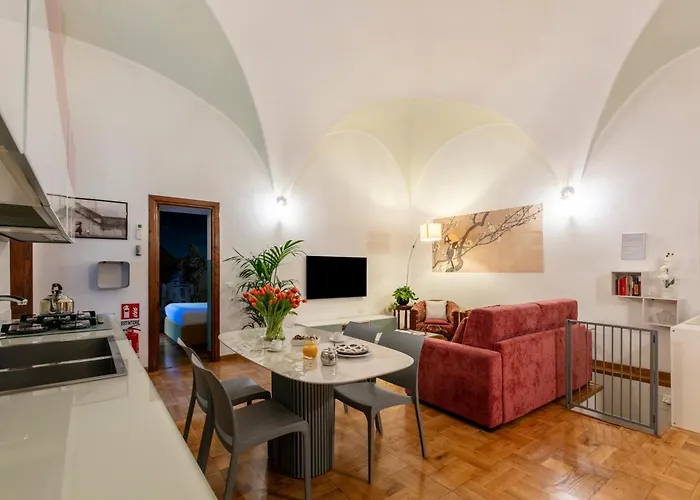 Romac Coronari With Gym, Sauna And Garden Rzym
